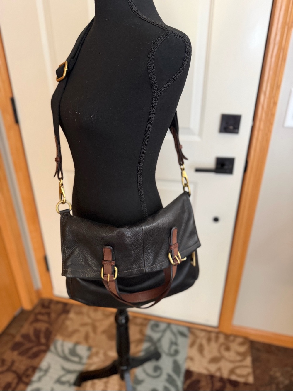 Fossil black Explorer pebbled leather fold over convertible crossbody tote purse